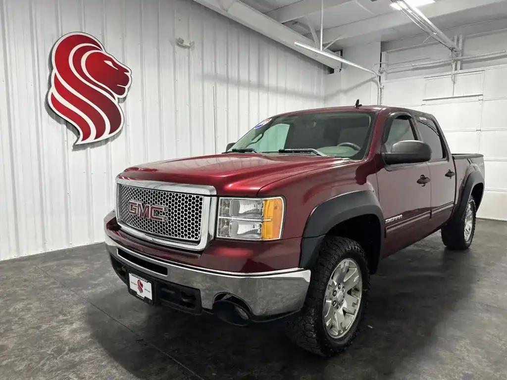 2009 GMC Sierra 4WD Crew Cab SLE SWB's photo