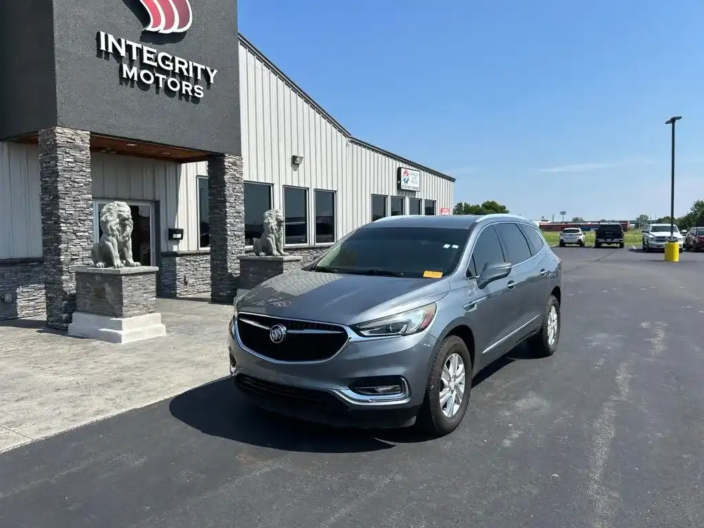 2018 Buick Enclave Essence's photo
