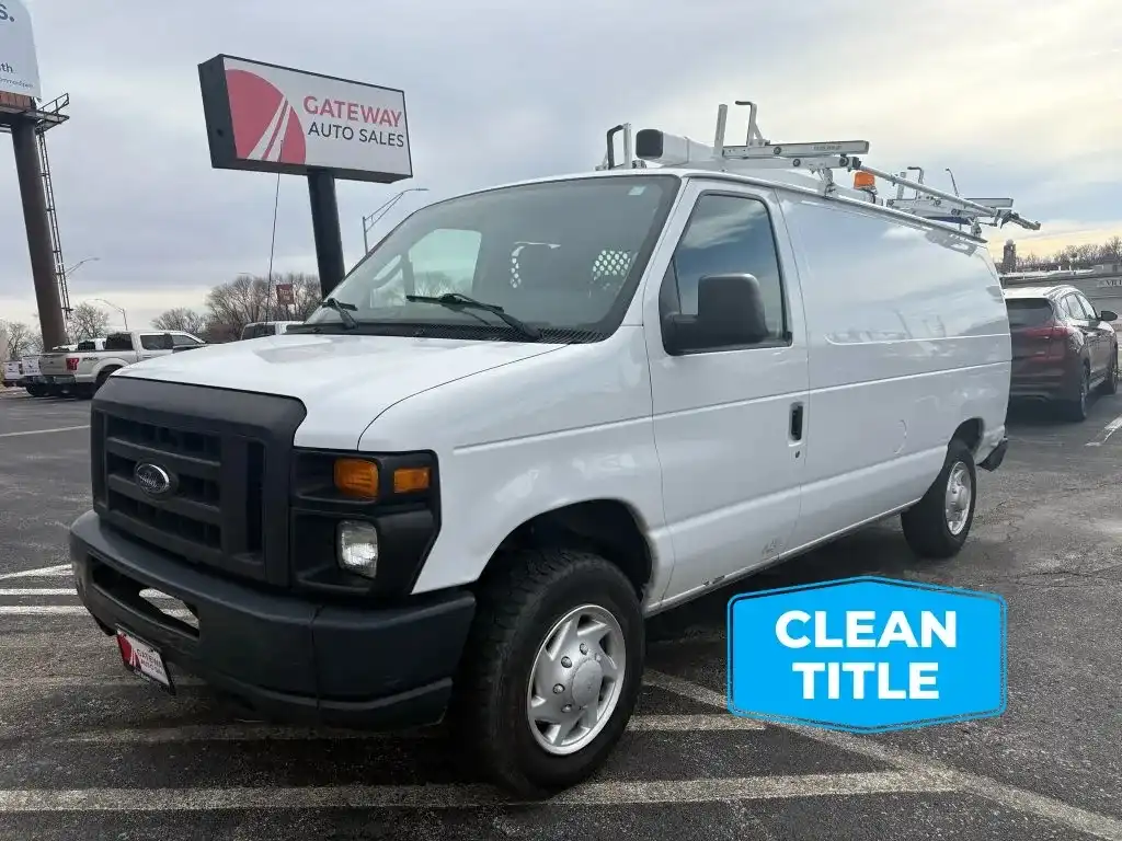 2013 Ford E-Series E-150 Van's photo