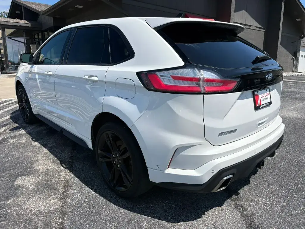 2020 Ford Edge ST AWD photo 3