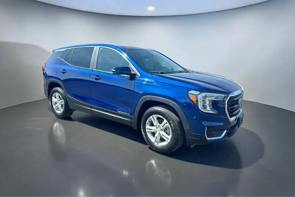 2023 GMC Terrain SLE AWD photo 4