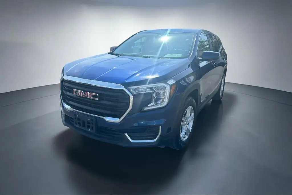 2023 GMC Terrain SLE AWD photo 1