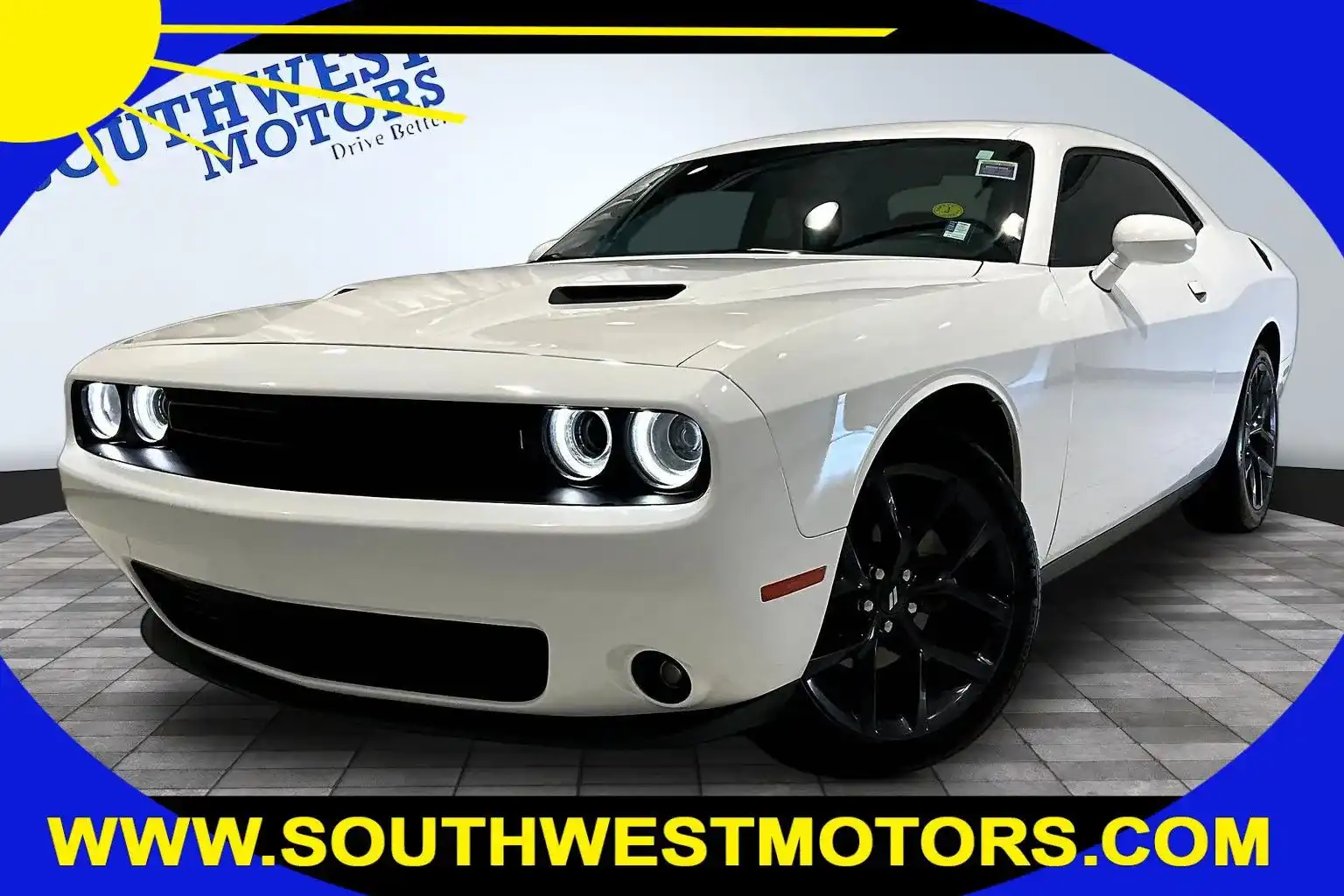 2023 Dodge Challenger SXT Auto's photo