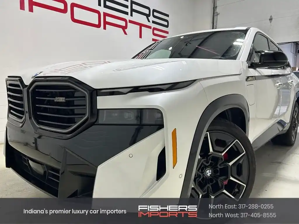 2024 BMW XM Base's photo