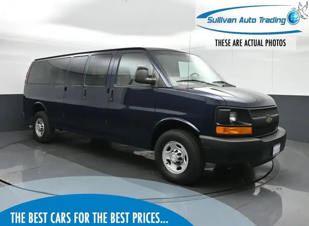 2014 Chevrolet Express 3500 LS Extended's photo