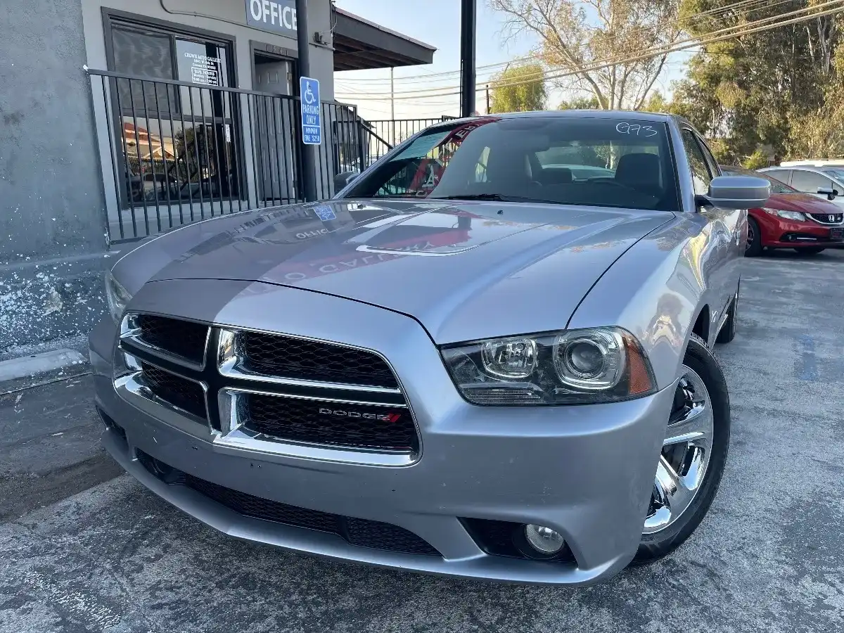 2014 Dodge Charger R/T's photo