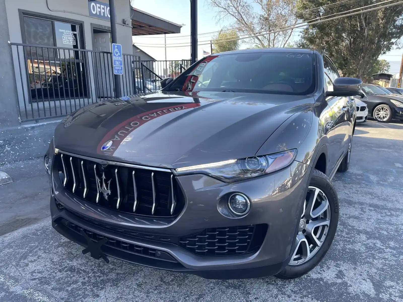 2017 Maserati Levante Levante's photo