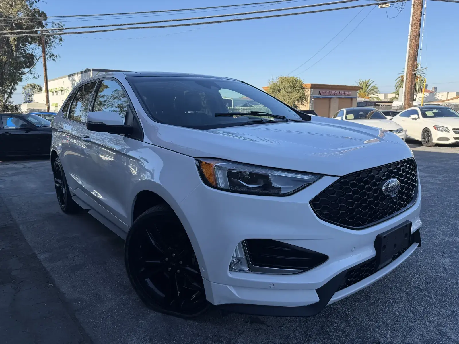 2020 Ford Edge ST AWD photo 3