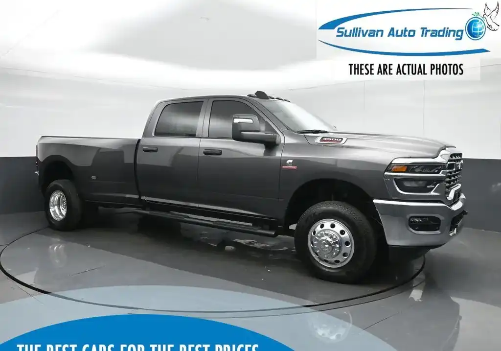 2025 RAM 3500 Tradesman 4X4 Crew Cab LWB's photo