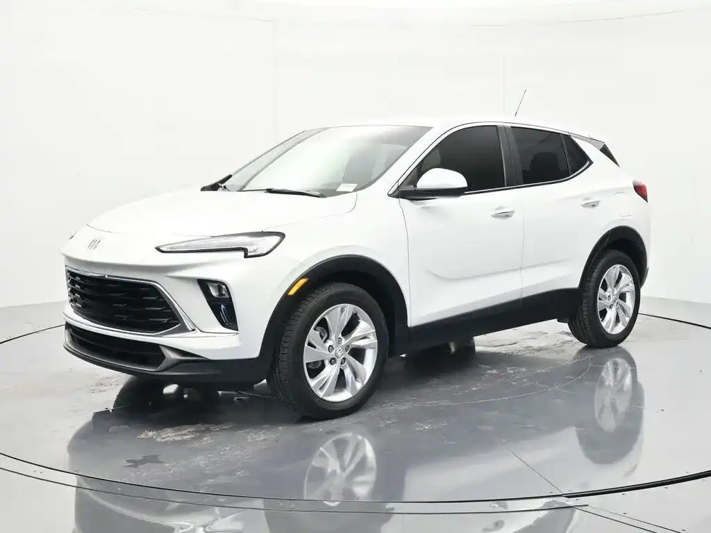 2024 Buick Encore GX Preferred's photo