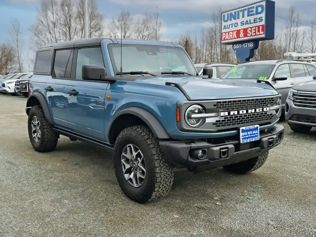 2025 Ford Bronco Badlands 4x4's photo