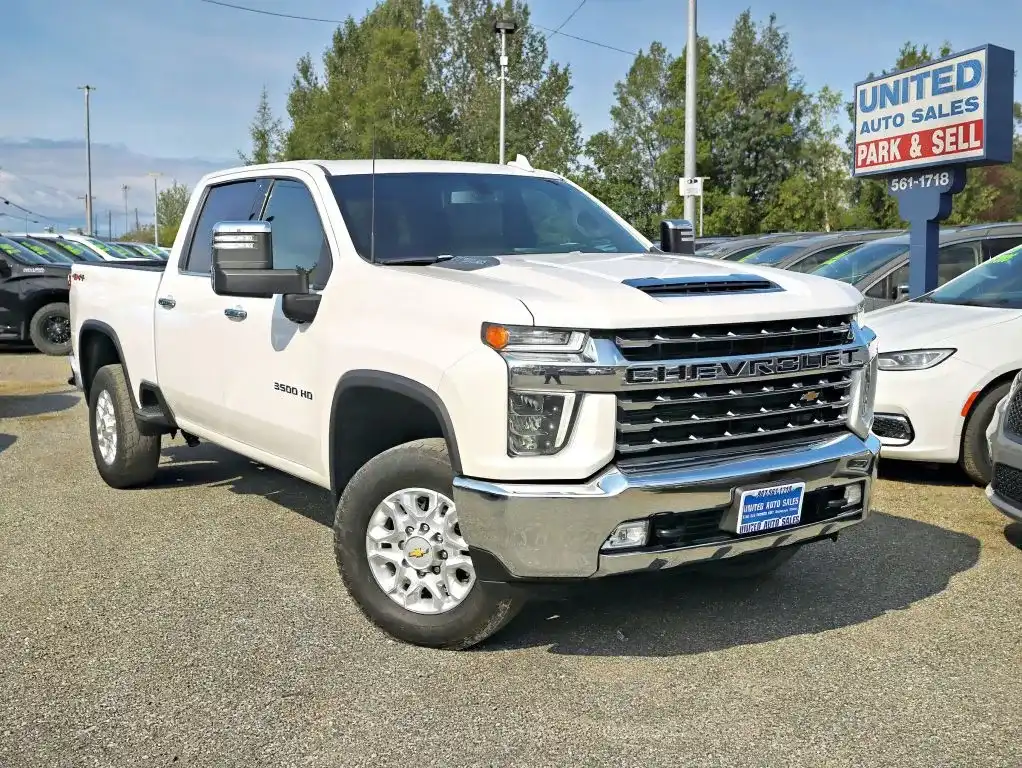 2022 Chevrolet Silverado HD LTZ 4WD Crew Cab Standard Box SRW's photo