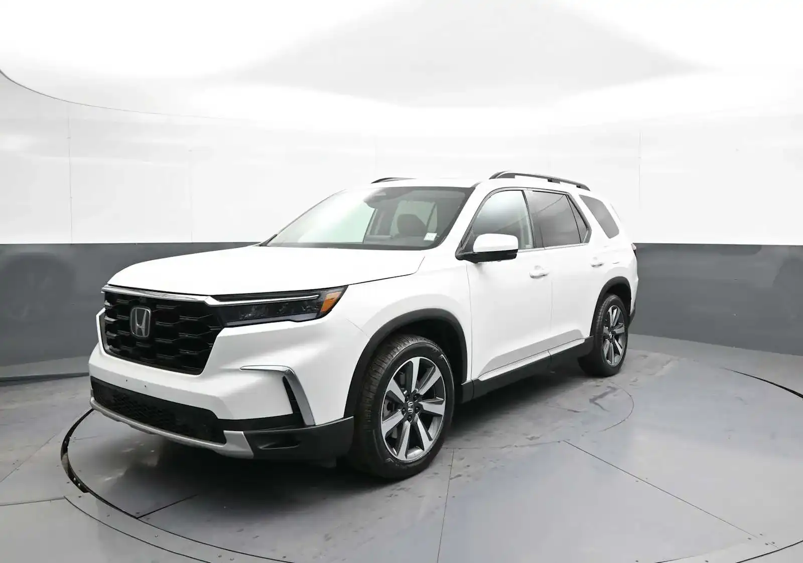 2023 Honda Pilot Elite AWD's photo