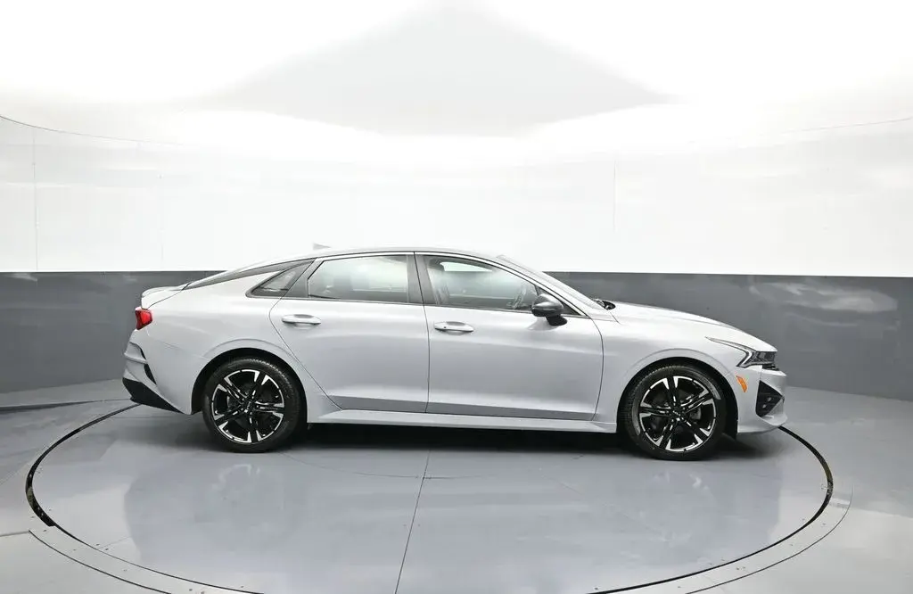 2023 Kia Optima GT-Line AWD photo 5
