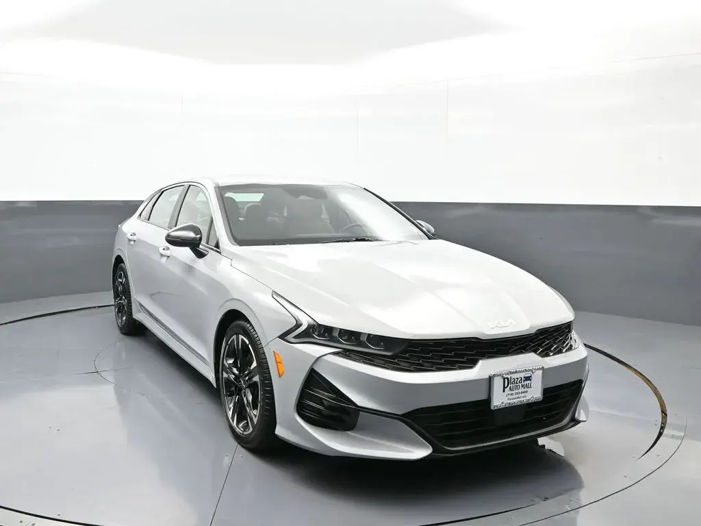 2023 Kia Optima GT-Line AWD photo 3