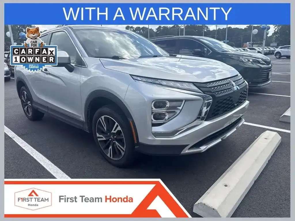 2024 Mitsubishi Eclipse Cross SE S-AWC's photo