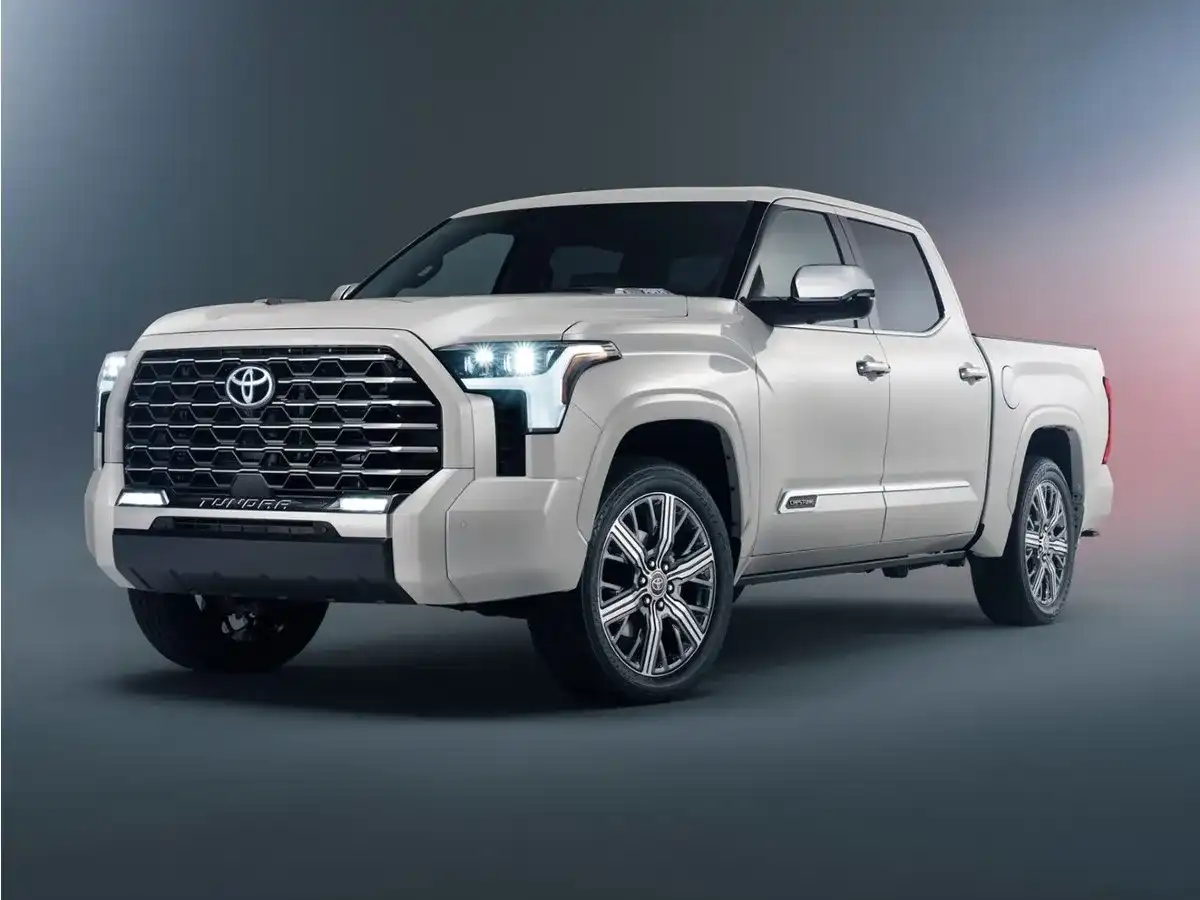 2022 Toyota Tundra Capstone Hybrid CrewMax Short 5.5' Bed's photo