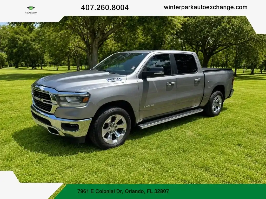 2019 RAM 1500 Big Horn/Lone Star 4x4 Crew Cab 5'7's photo