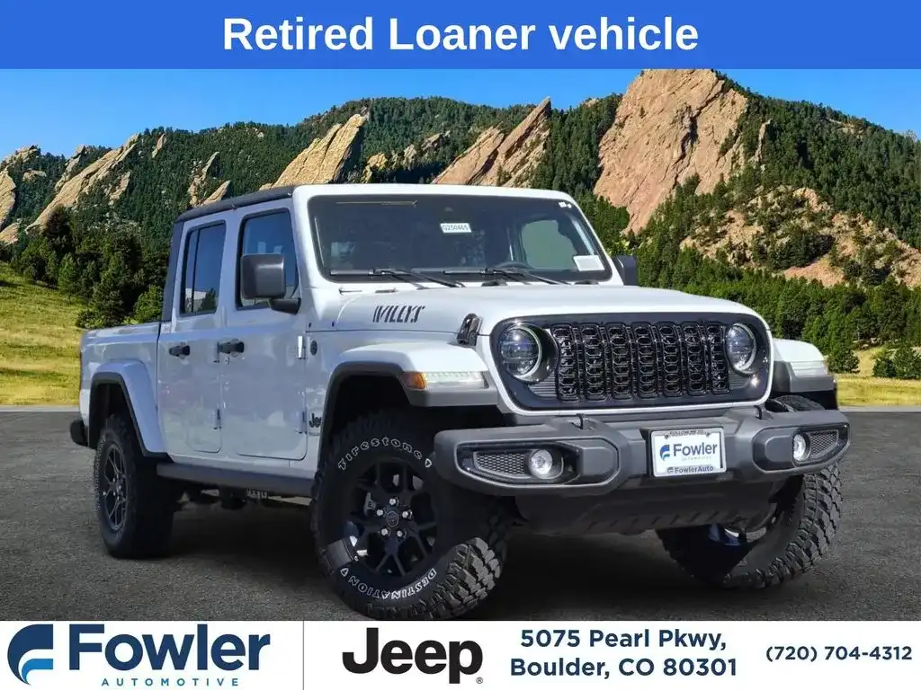 2025 Jeep Gladiator Willys Auto's photo
