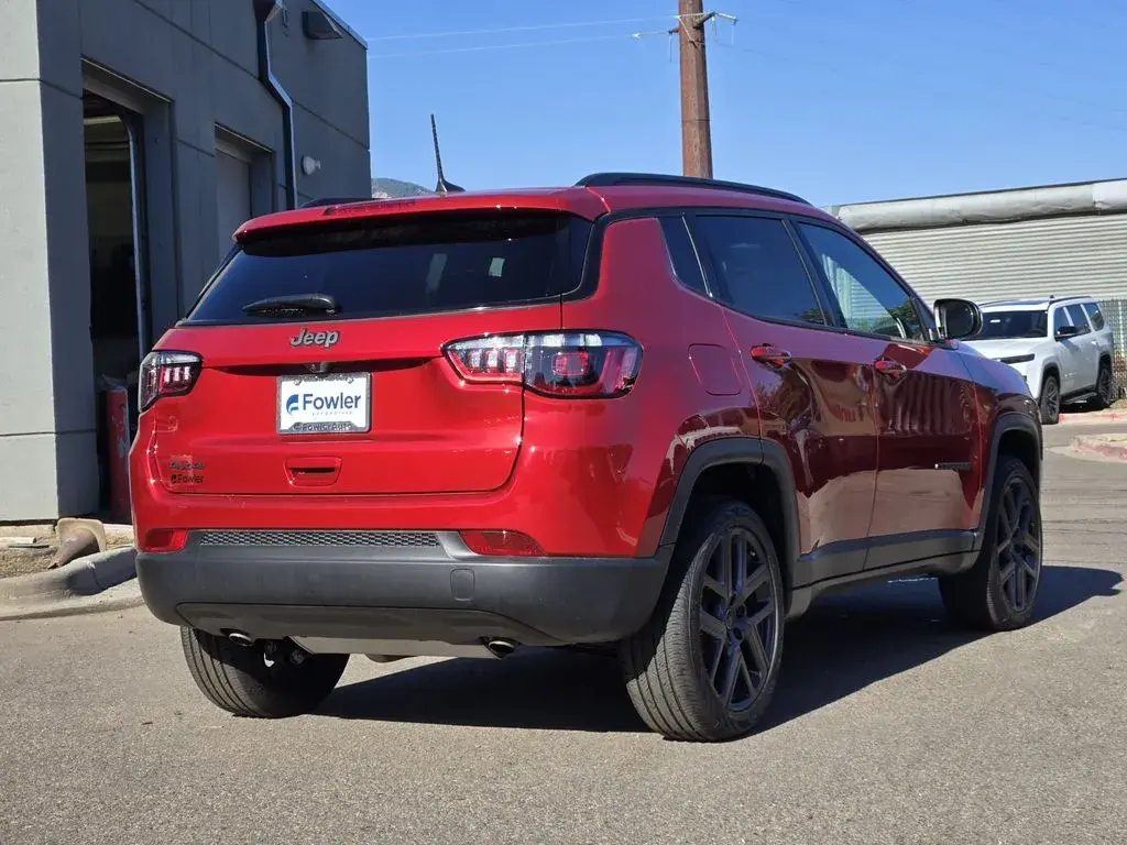 2026 Jeep Compass Altitude 4X4 photo 4