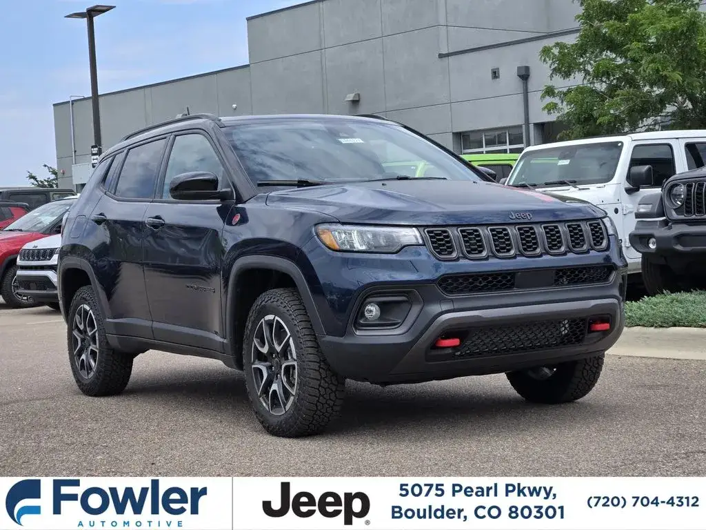 2026 Jeep Compass Trailhawk 4X4 photo 1