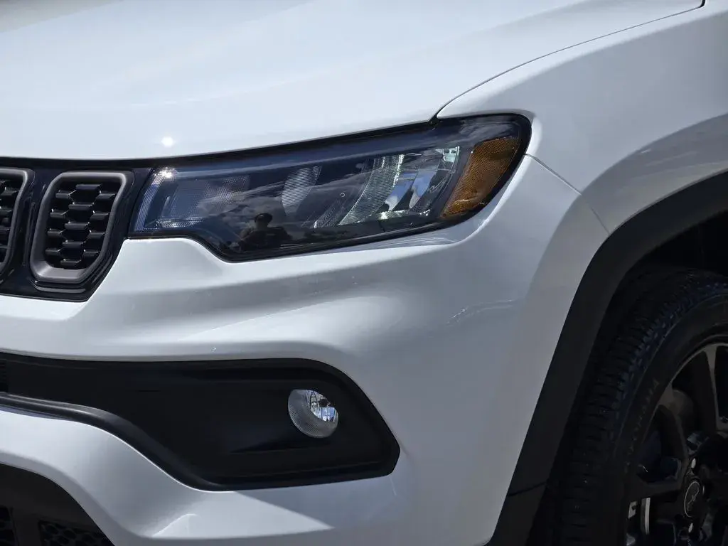 2026 Jeep Compass Altitude 4X4 photo 5