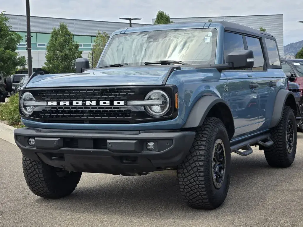2022 Ford Bronco Wildtrak 4x4 photo 3