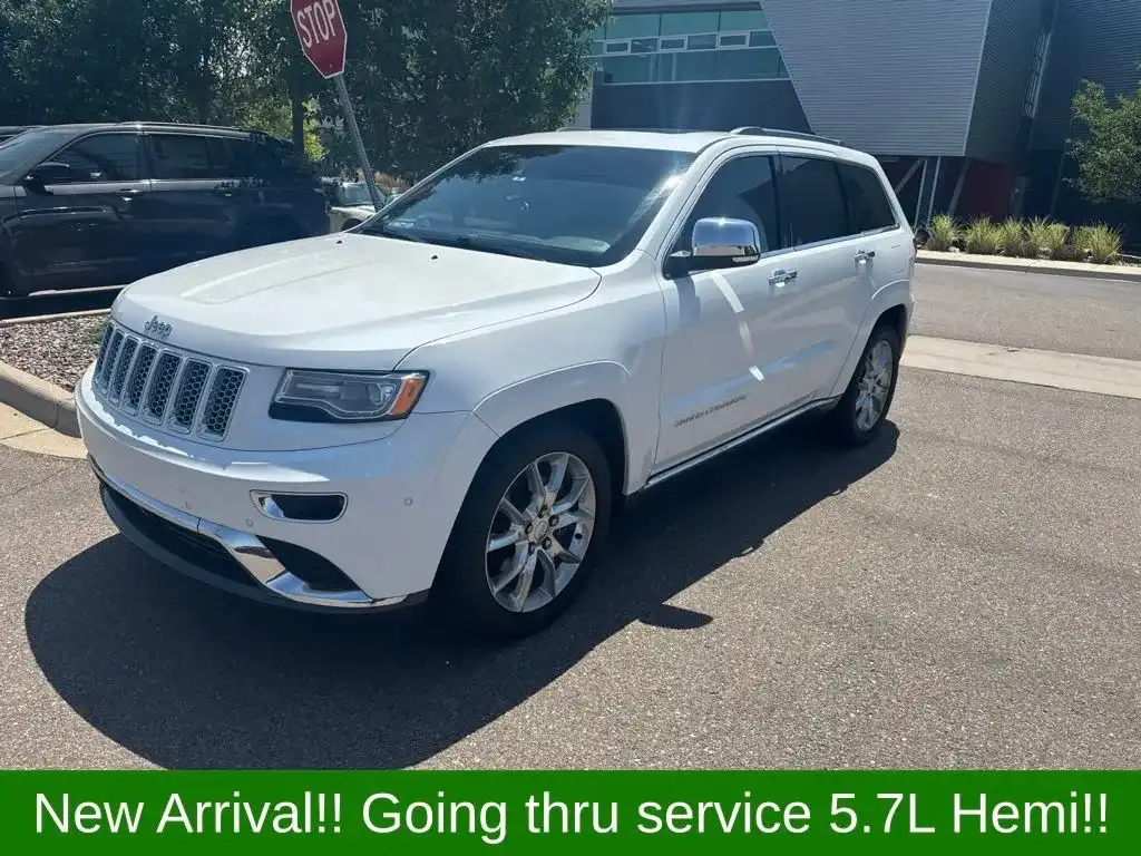 2015 Jeep Grand Cherokee Summit 4WD's photo