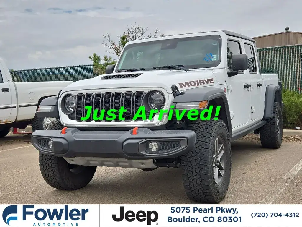 2024 Jeep Gladiator Mojave photo 1