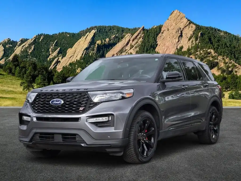 2022 Ford Explorer ST 4WD's photo