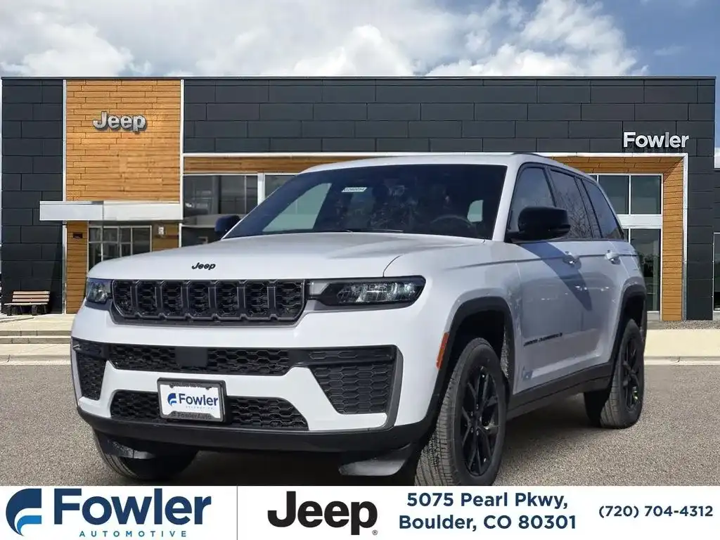 2026 Jeep Grand Cherokee Laredo Altitude 4WD's photo