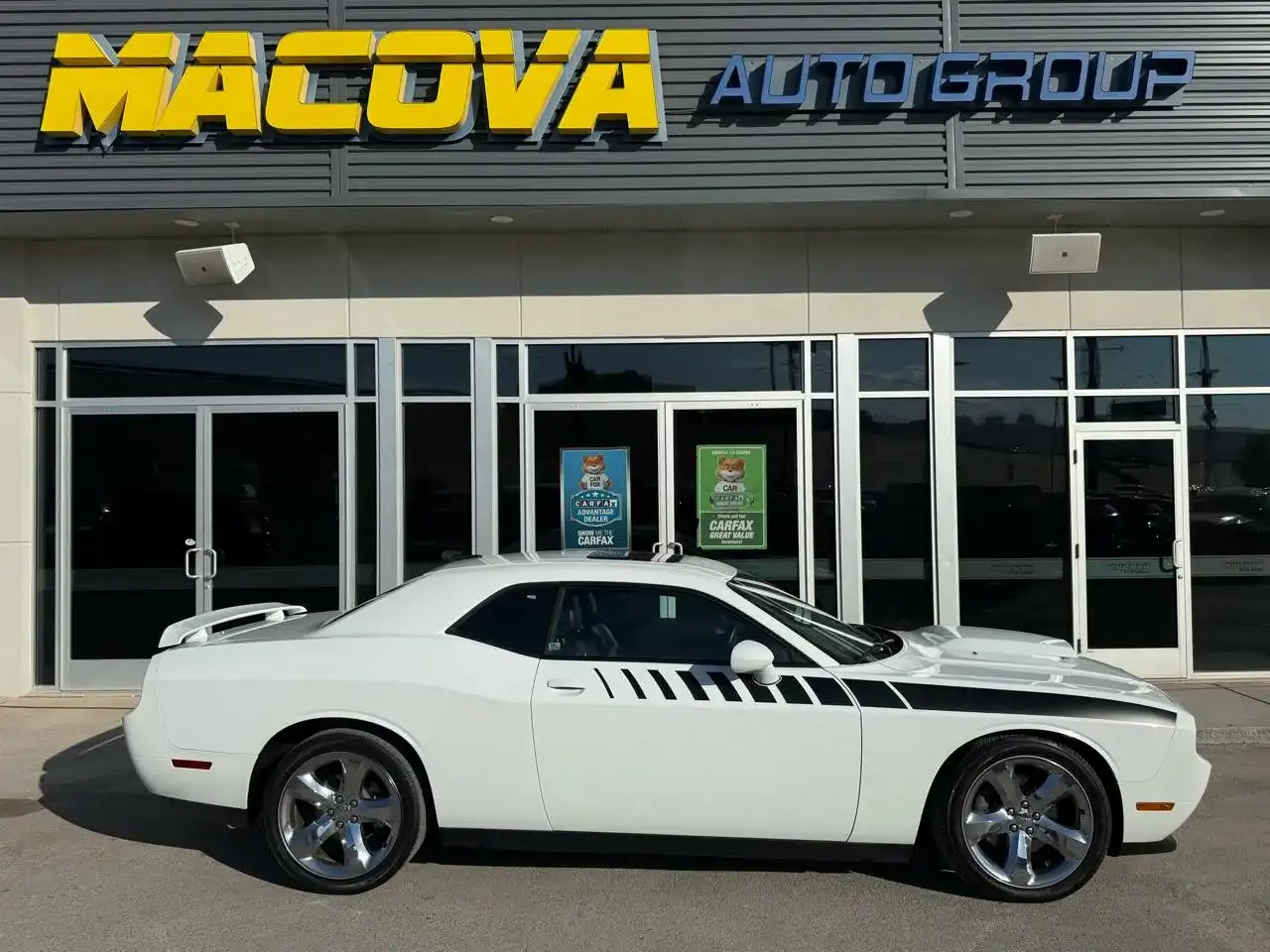 2013 Dodge Challenger R/T's photo