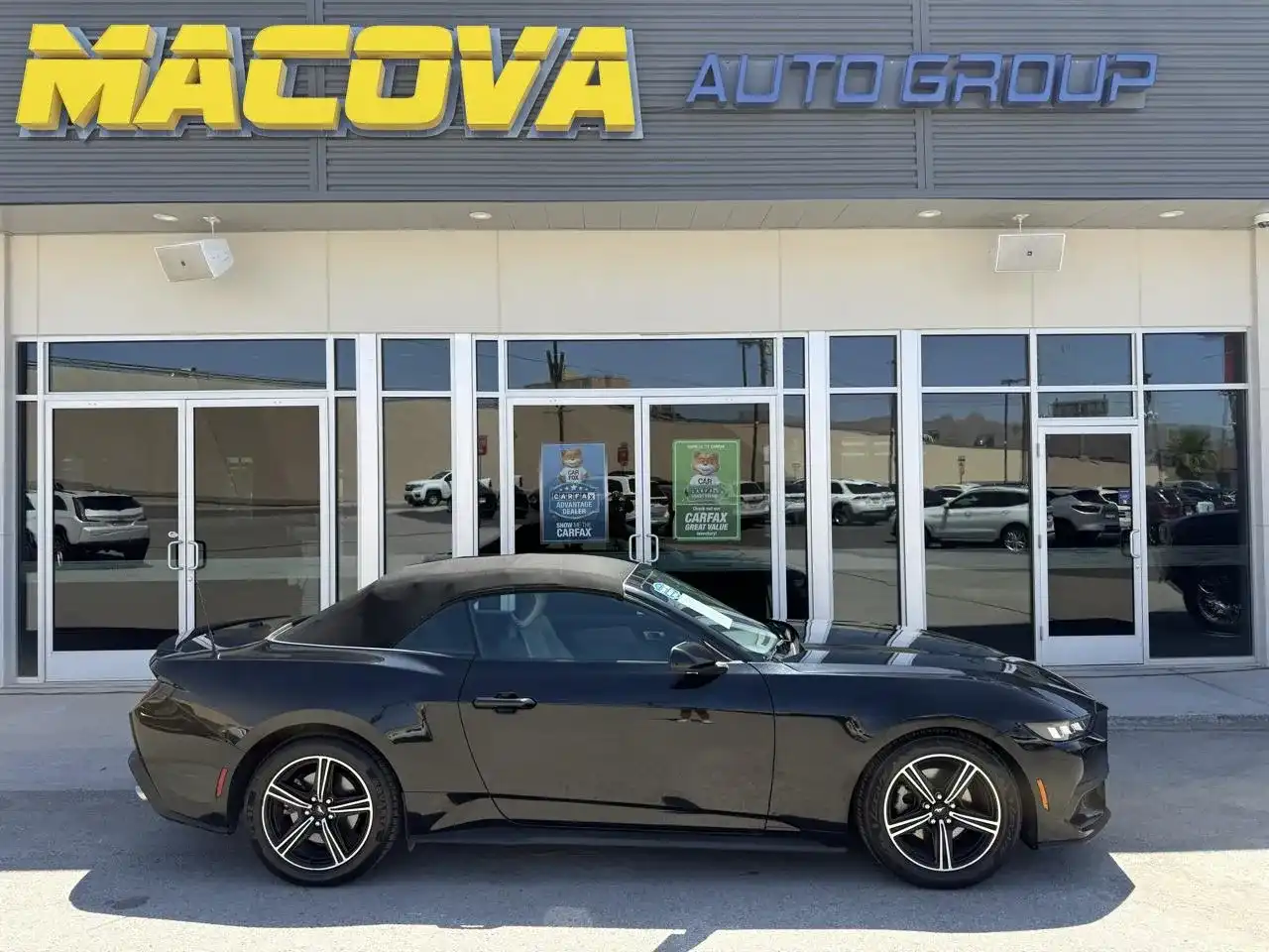 2024 Ford Mustang EcoBoost Convertible's photo