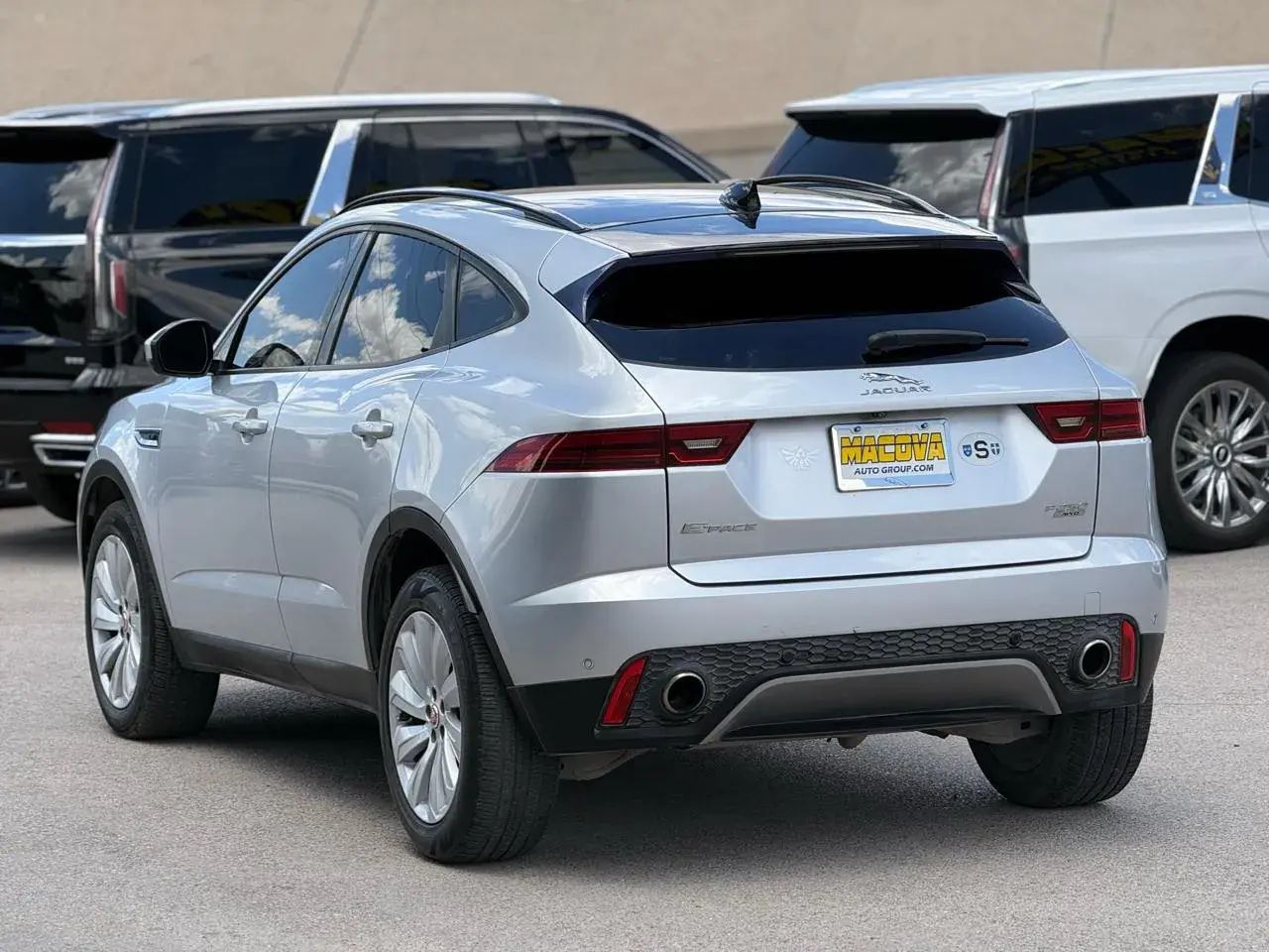 2019 Jaguar E-PACE P250 S AWD photo 5