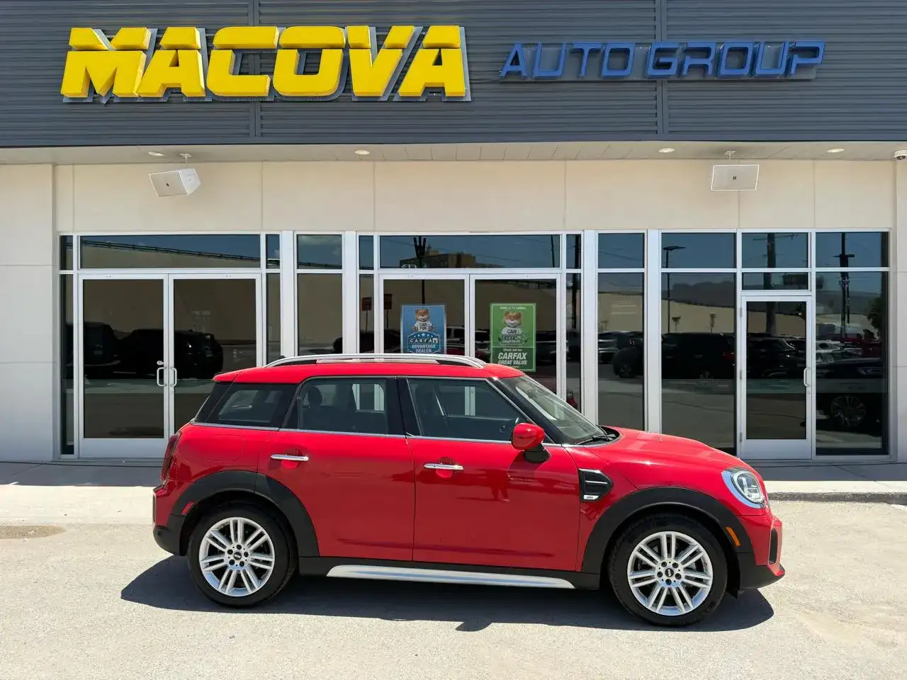 2022 MINI Countryman's photo