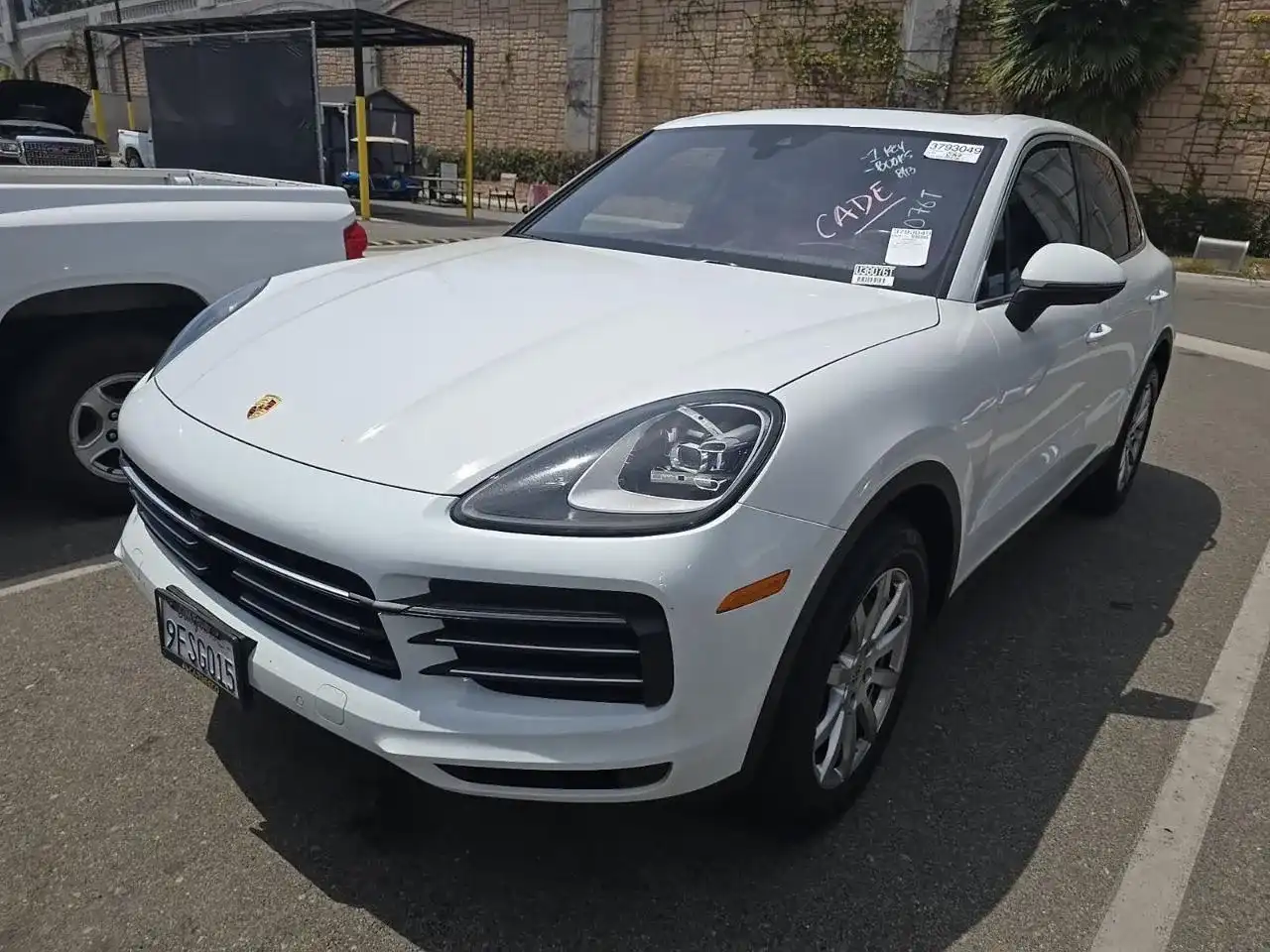 2020 Porsche Cayenne Base's photo