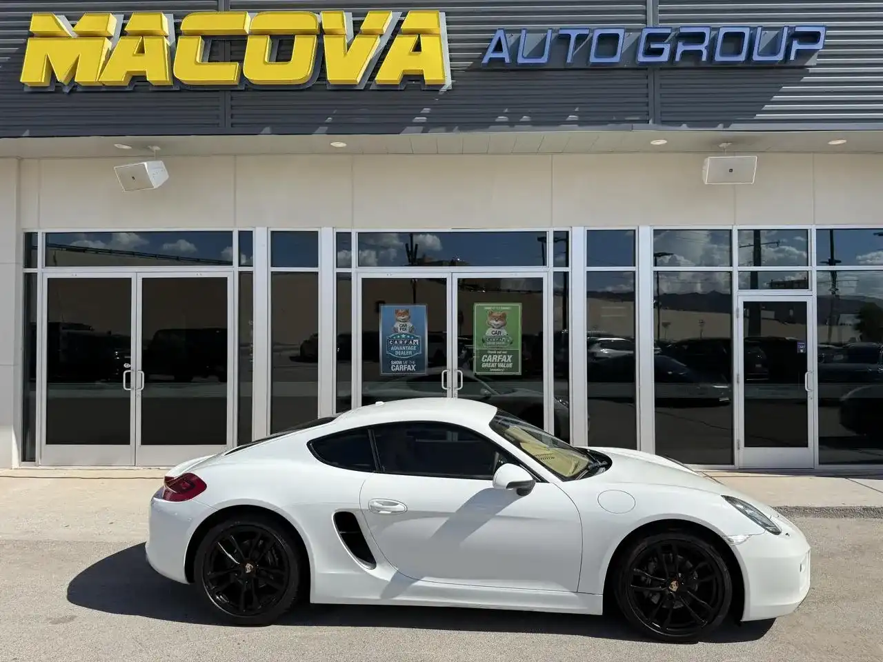 2014 Porsche Cayman Base's photo