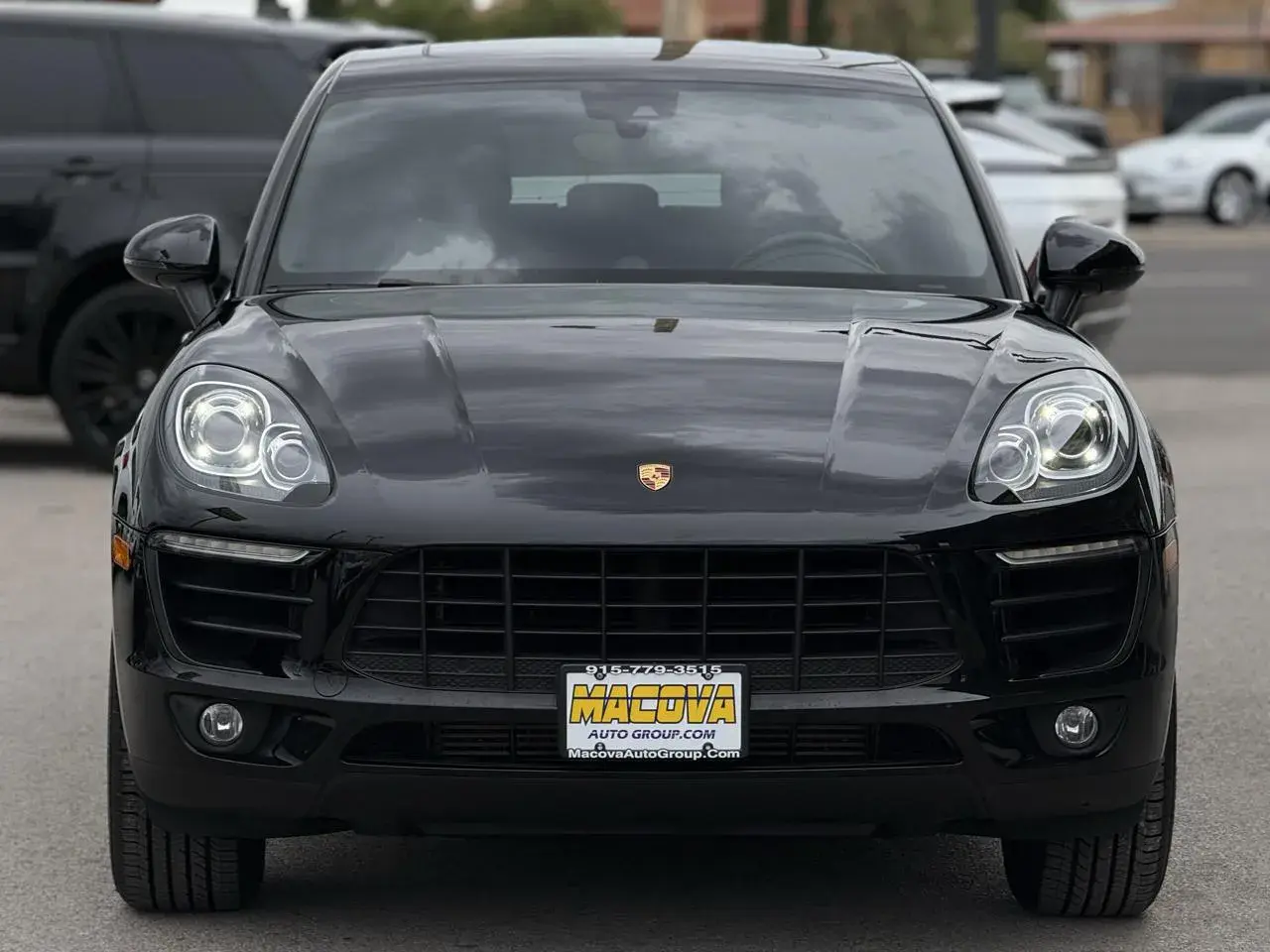 2018 Porsche Macan Base photo 3