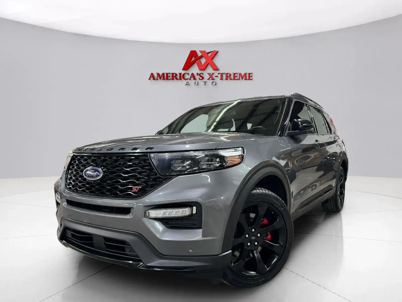 2022 Ford Explorer ST 4WD's photo