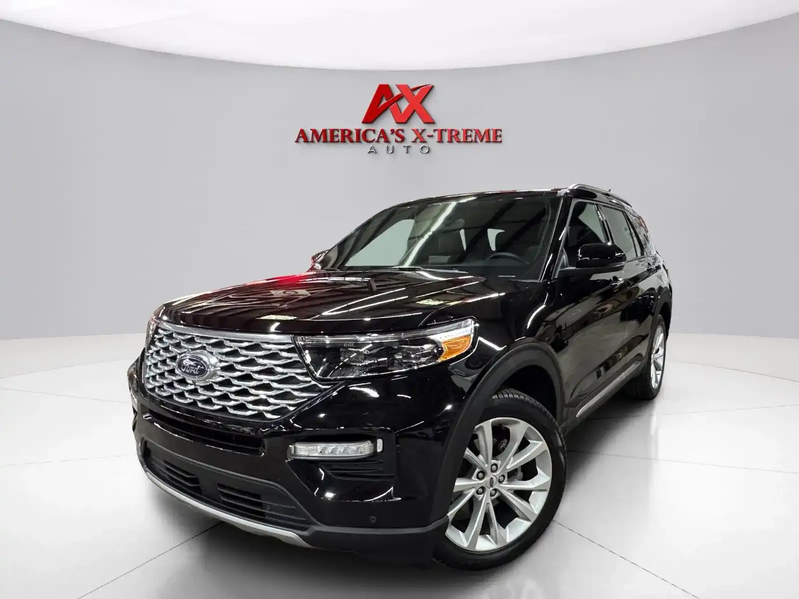 2024 Ford Explorer Platinum 4WD's photo