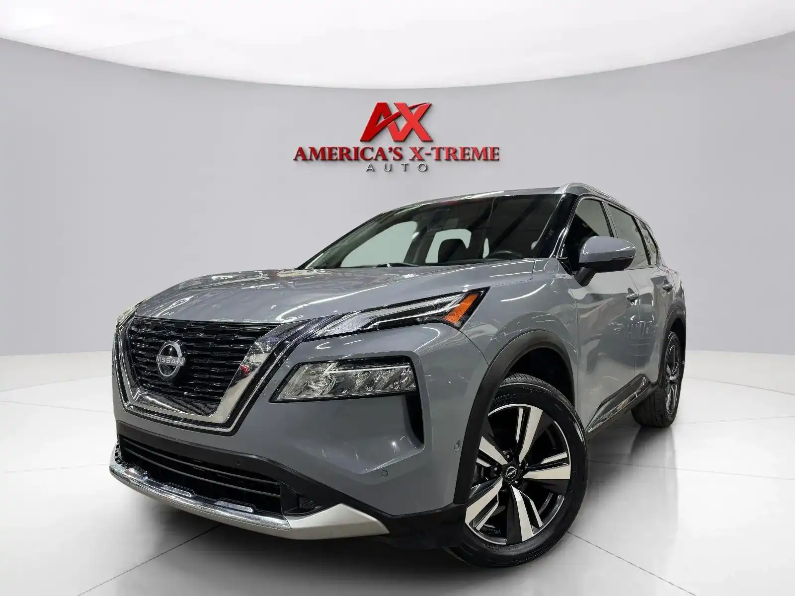 2023 Nissan Rogue Platinum FWD's photo