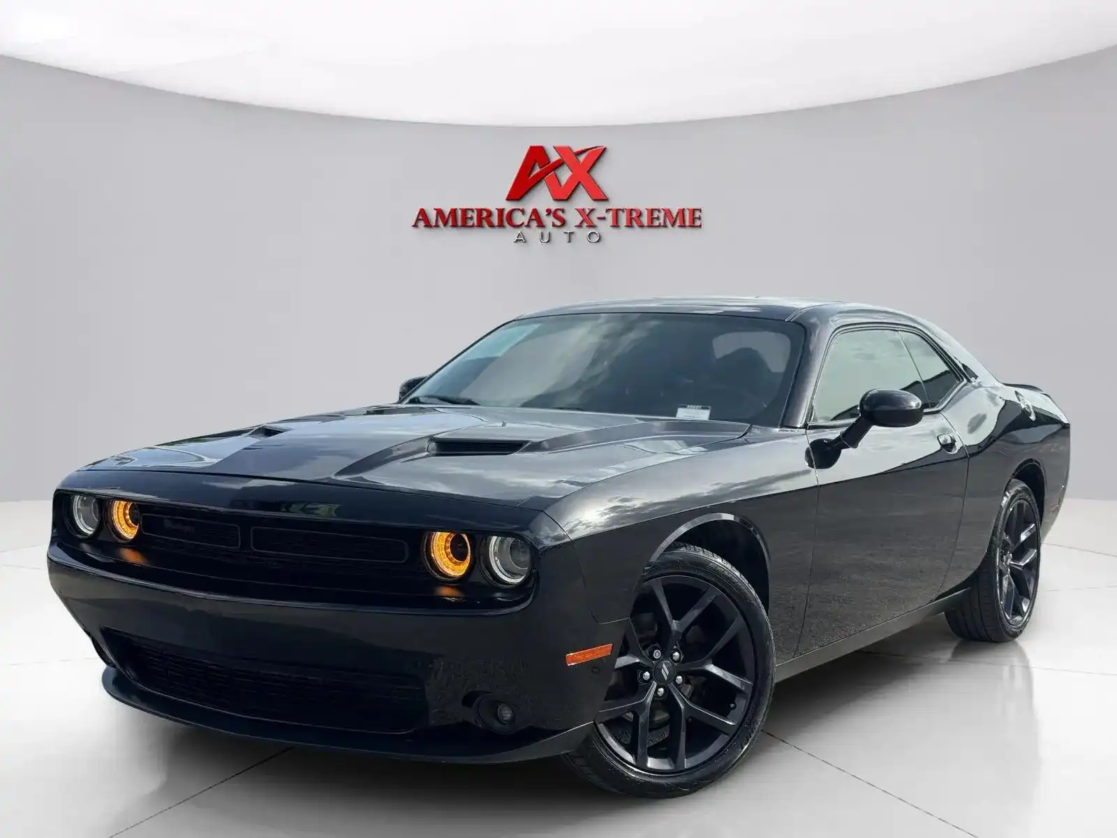 2021 Dodge Challenger SXT Auto's photo