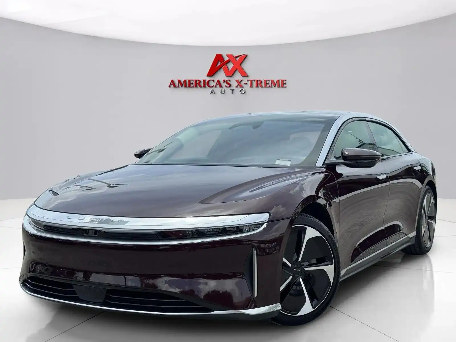 2025 Lucid Air Touring's photo