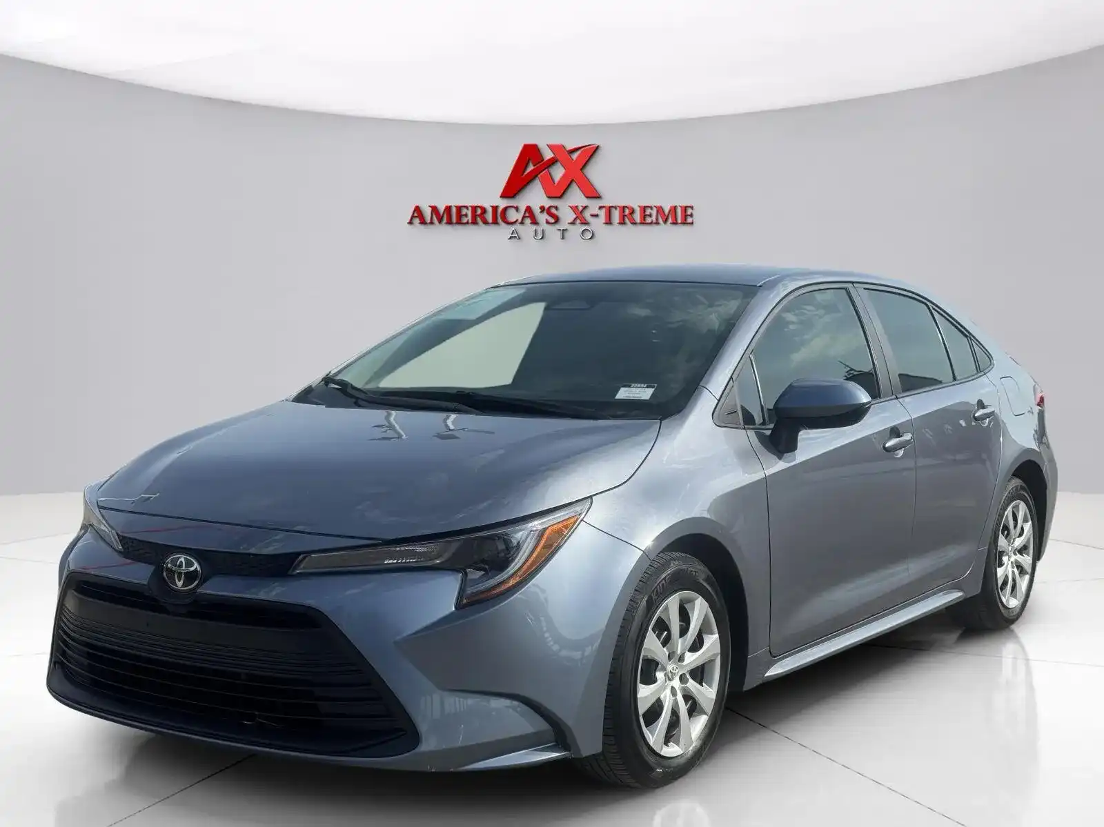 2025 Toyota Corolla LE CVT's photo