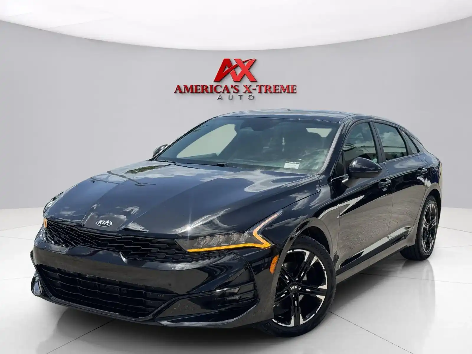 2021 Kia Optima GT-Line FWD's photo