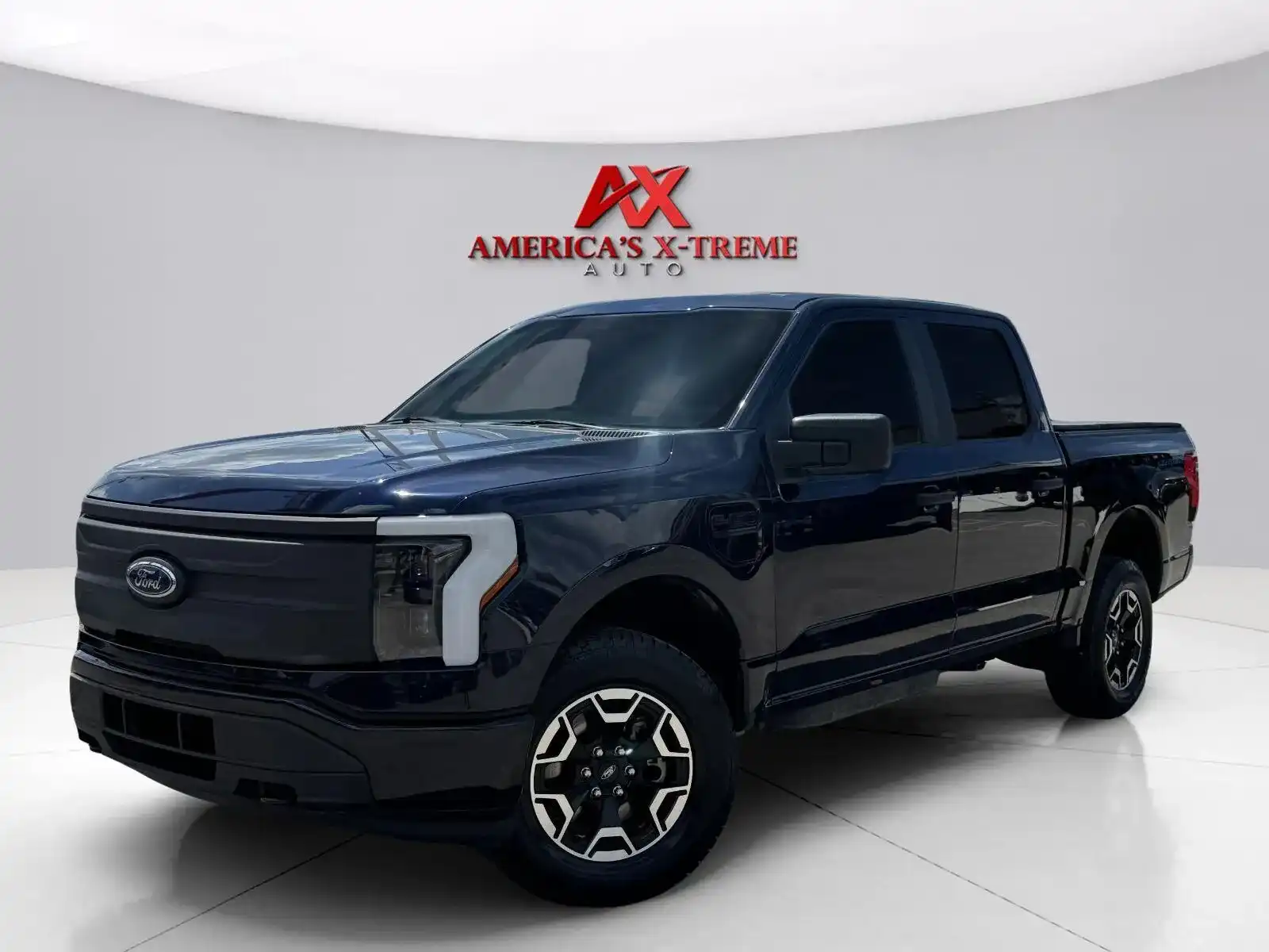 2022 Ford F-150 4WD SuperCrew Pro 5-1/2' Box's photo