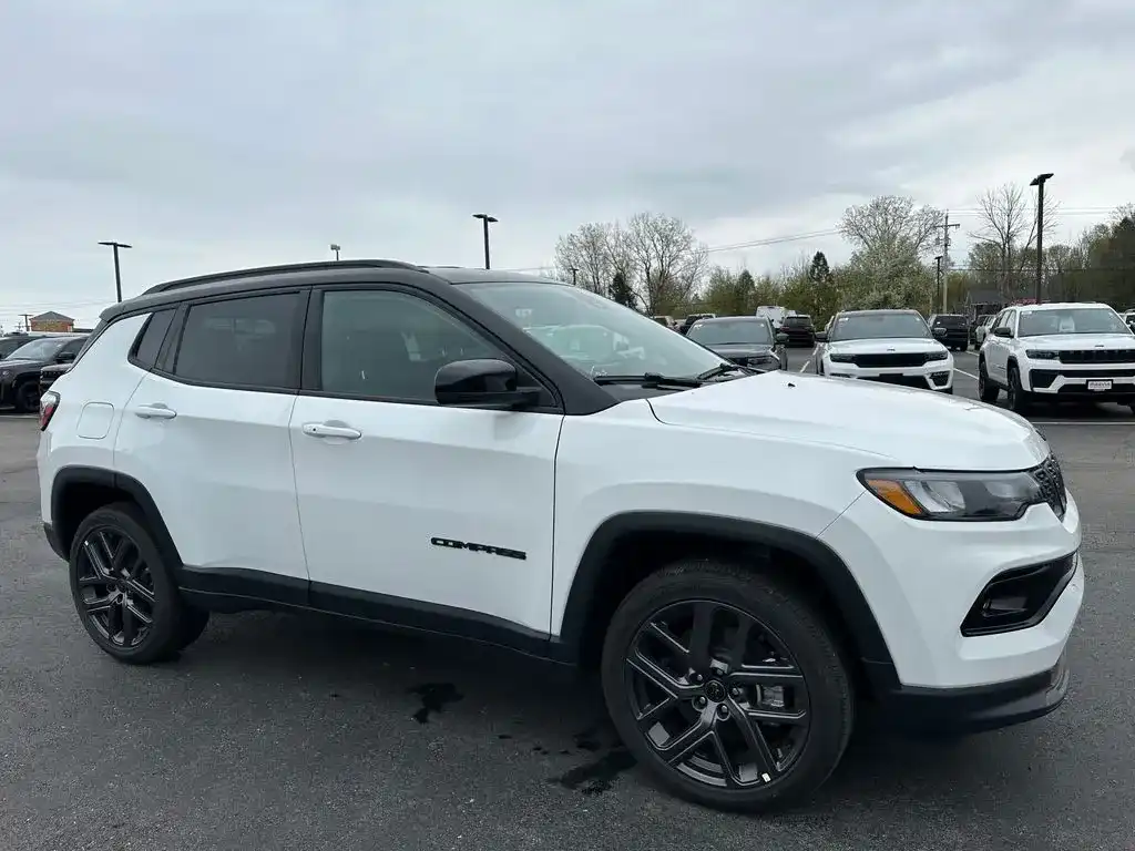 2026 Jeep Compass Limited Altitude 4X4's photo
