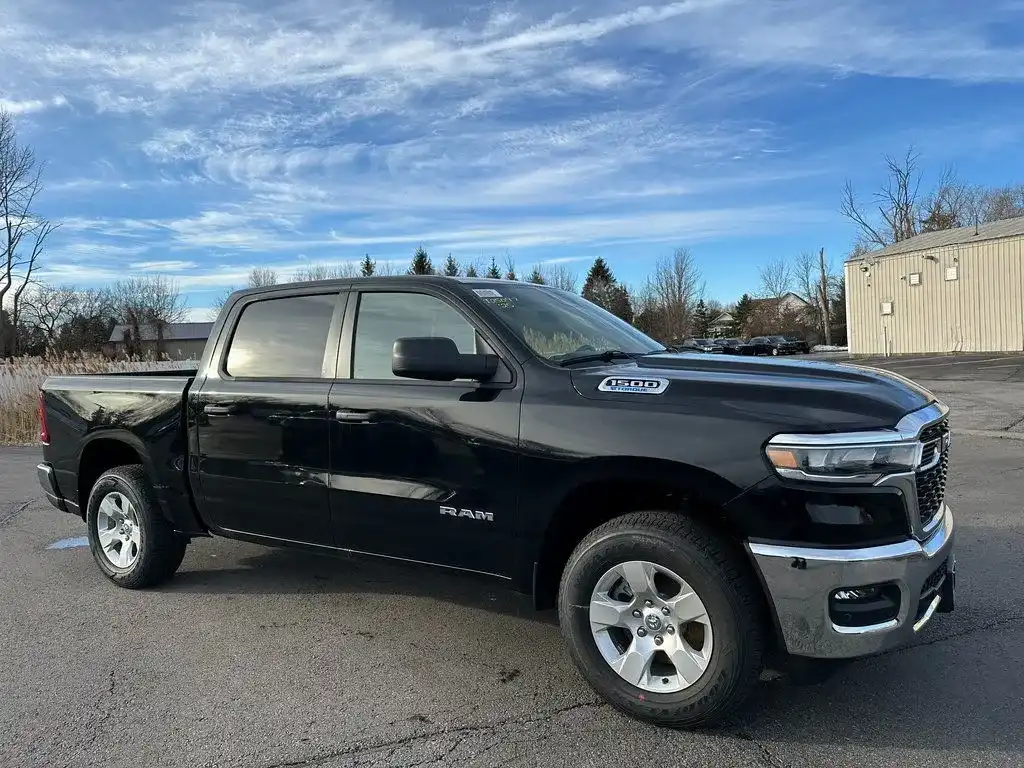 2025 RAM 1500 Big Horn/Lone Star 4x4 Crew Cab 5'7's photo