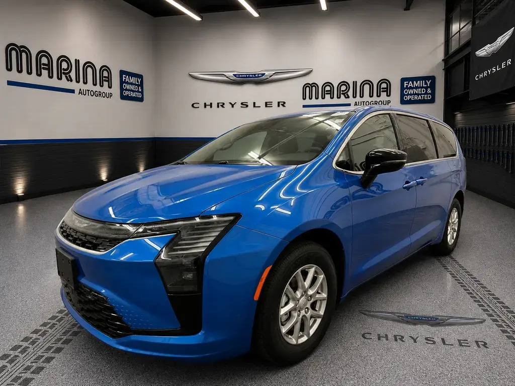 2027 Chrysler Pacifica Select photo 5