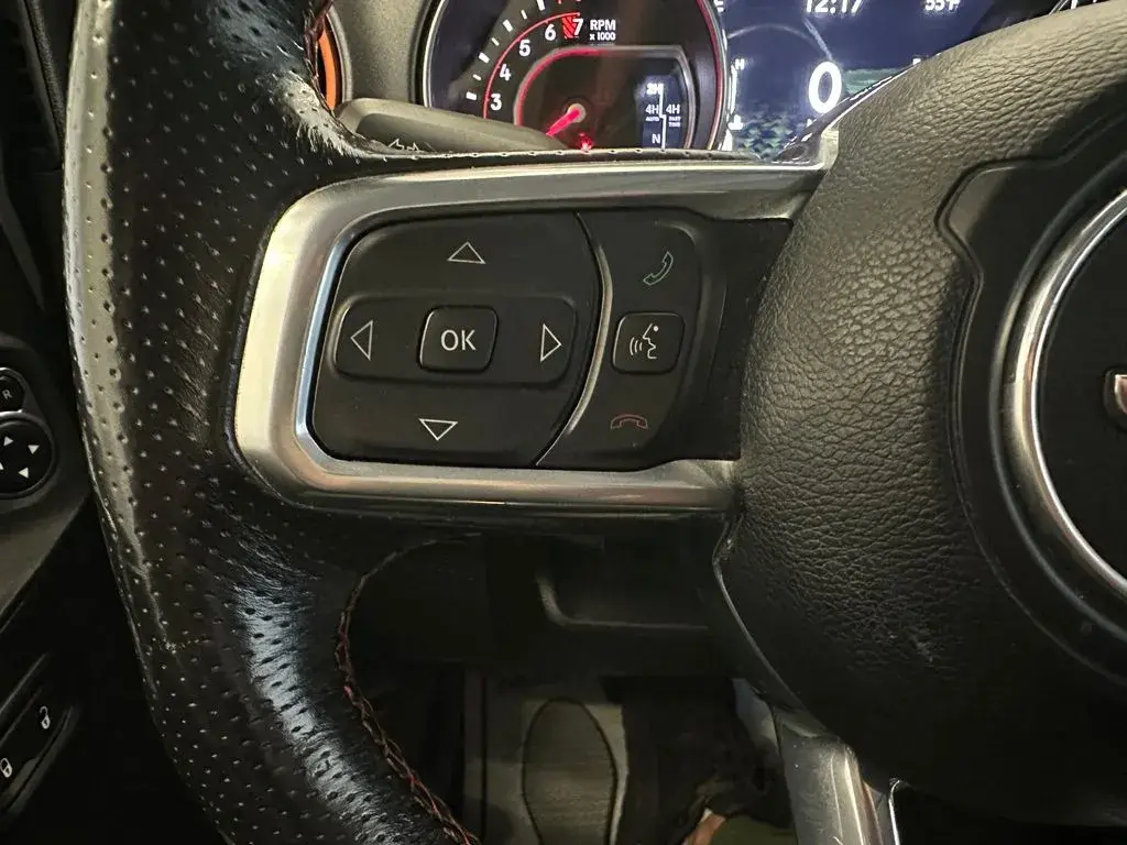 2021 Jeep Gladiator Mojave photo 3